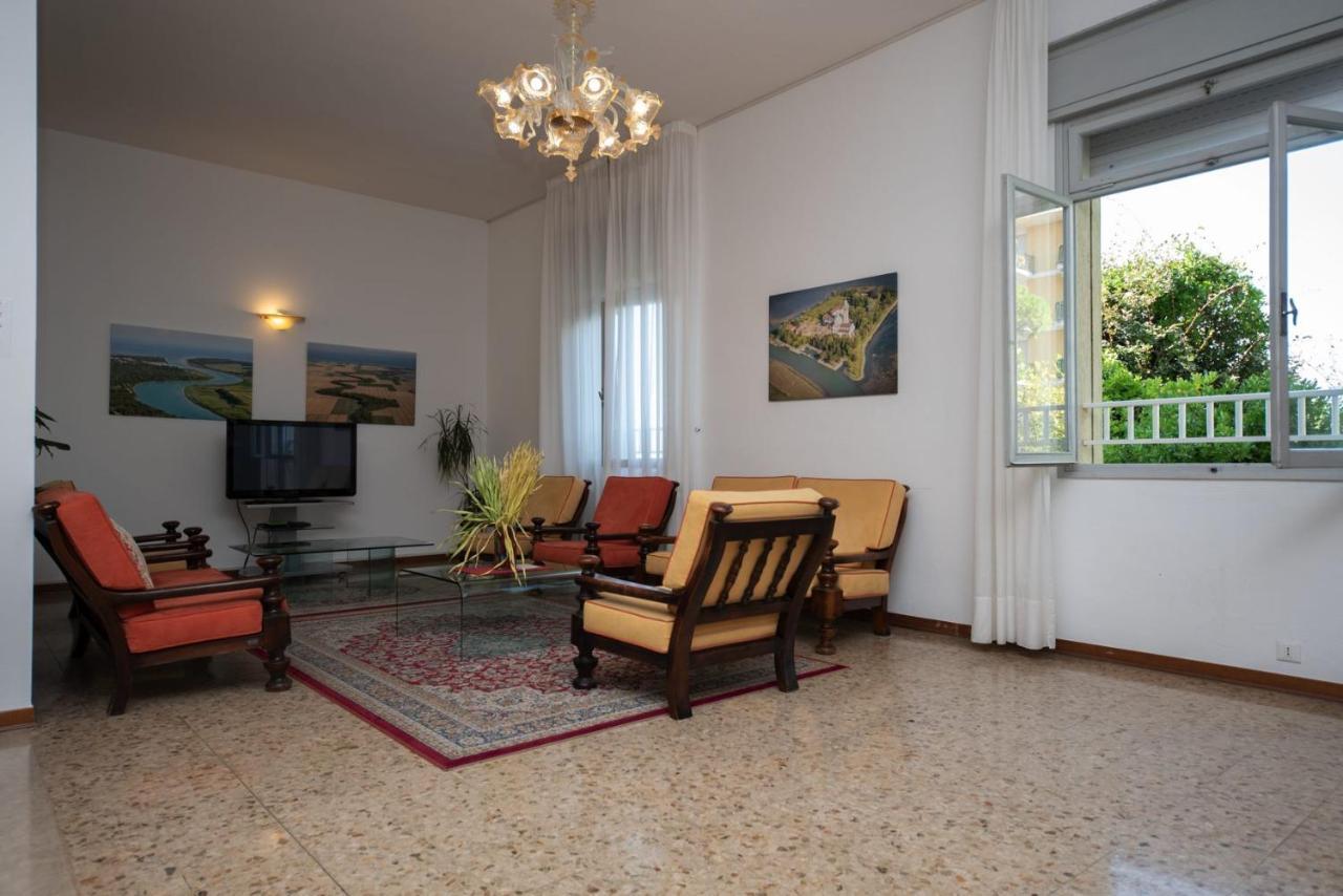 Hotel Janeiro Frontemare Jesolo Extérieur photo